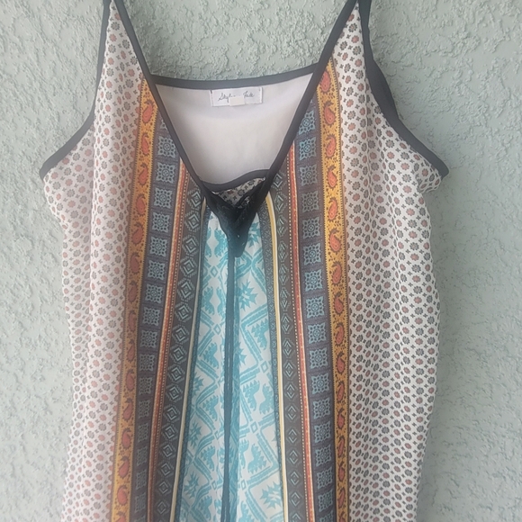 Bohemian Maxi Dress with Geometric Patterns - Picture 13 of 15